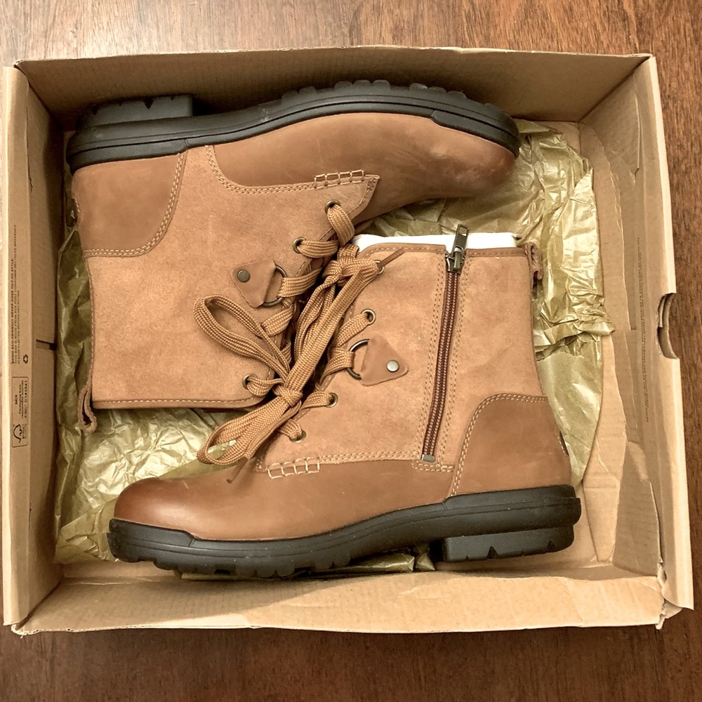 New UGG  waterproof Hapsburg lace up boot
